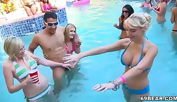 Pool Sex video