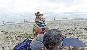 Passersby video