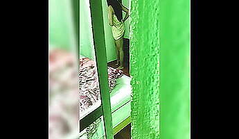 Amatör, Hintli, Duşta