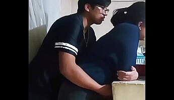 Csalás, indián, Szobalány